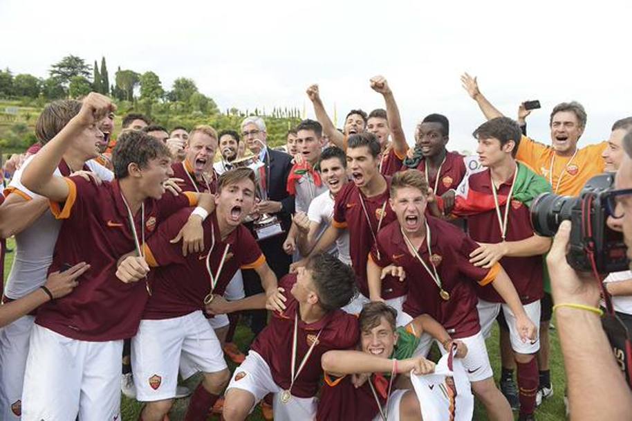 Roma campione d&#39;Italia nella categoria Allievi: la festa giallorossa a Montepulciano. Twitter